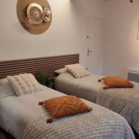 La Maison Du 37 Avec Terrasse Et Jardinet * Breteil