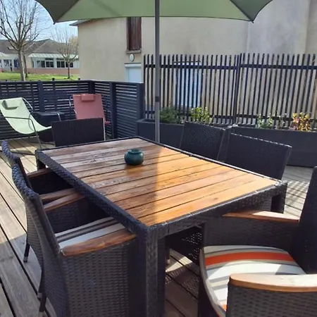 La Maison Du 37 Avec Terrasse Et Jardinet Holiday home Breteil