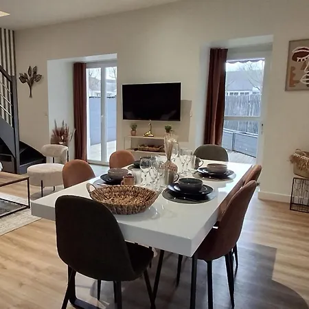 La Maison Du 37 Avec Terrasse Et Jardinet Holiday home Breteil